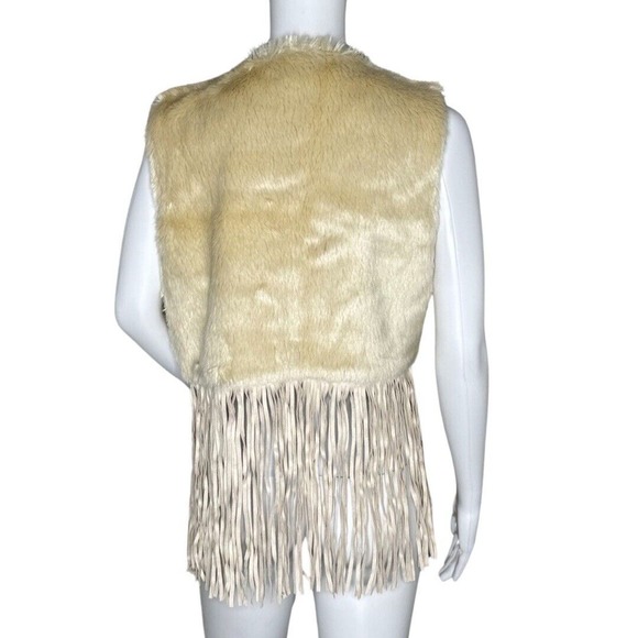 Anthropologie Raga Vest Womens Medium Nomad Fringe Ivory Cream Faux Fur Festival - Picture 4 of 8